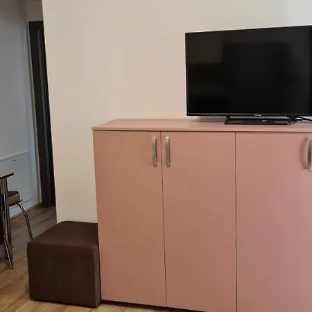 Perla Aparthotel *