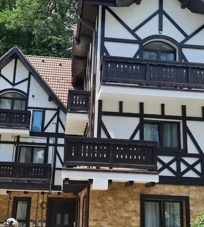 Perla Aparthotel *