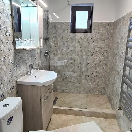 Perla Aparthotel *